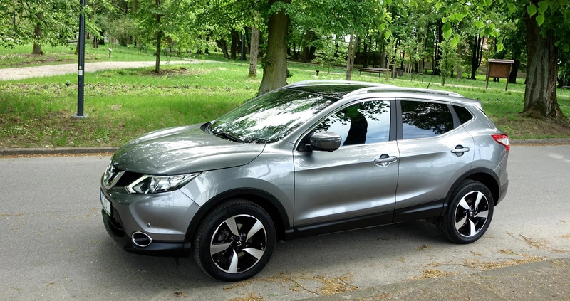 Nissan Qashqai cena 71900 przebieg: 70000, rok produkcji 2016 z Kraśnik małe 781